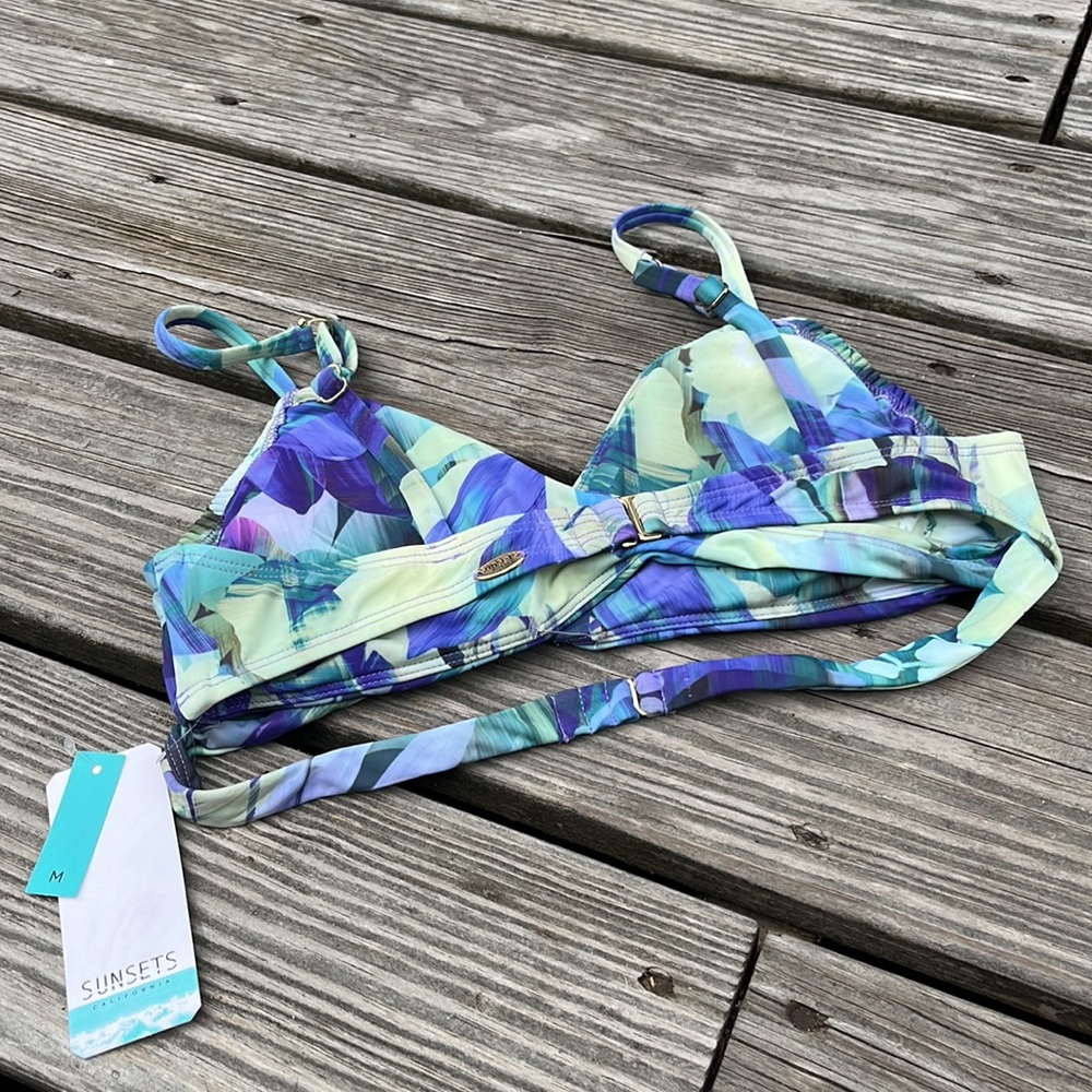 Sunsets Retreat Wrap Bikini Top,Medium,NWT - Picture 7 of 12